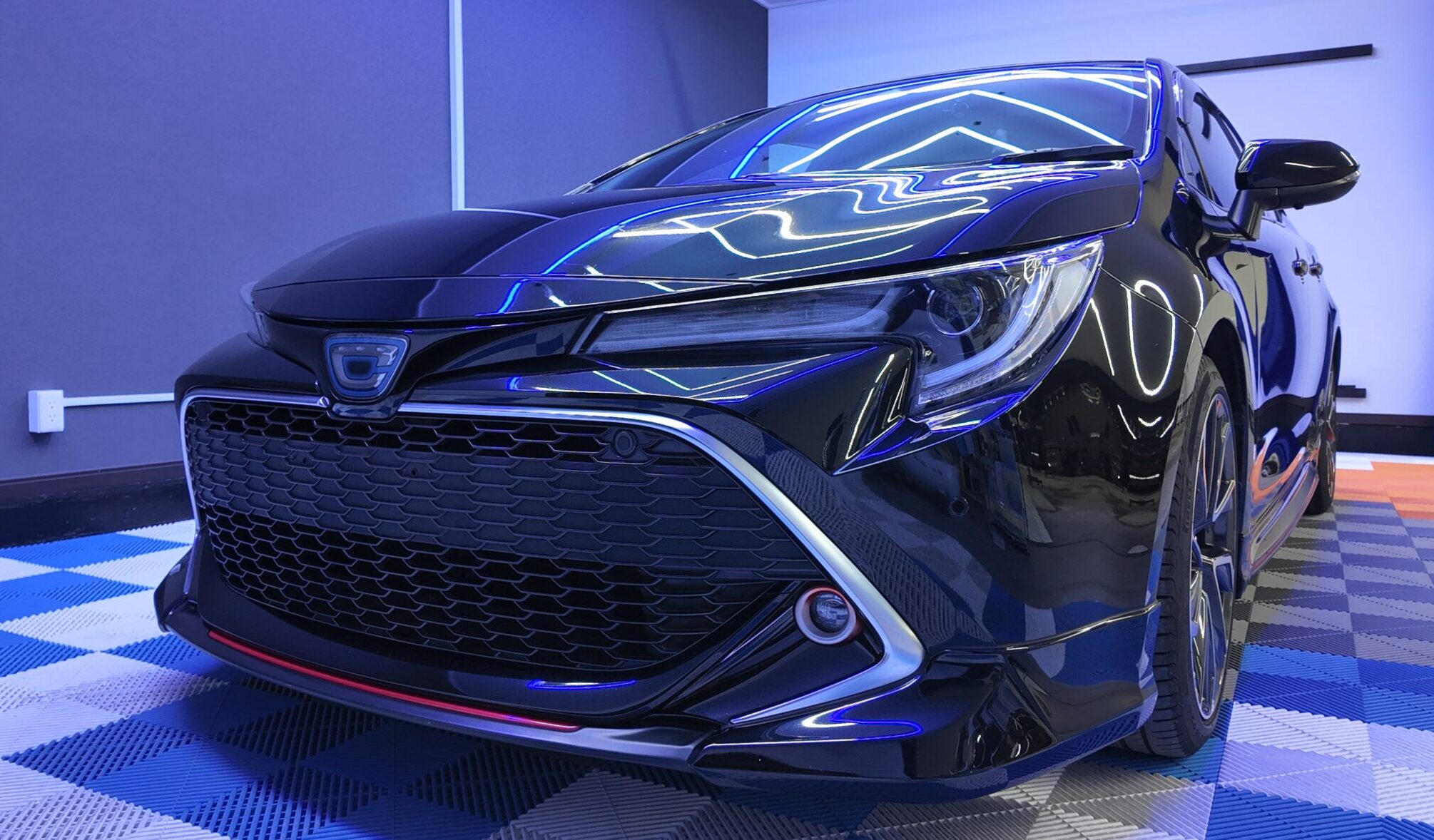 カローラスポーツ TRDエアロカスタム SystemX Crystal施工後