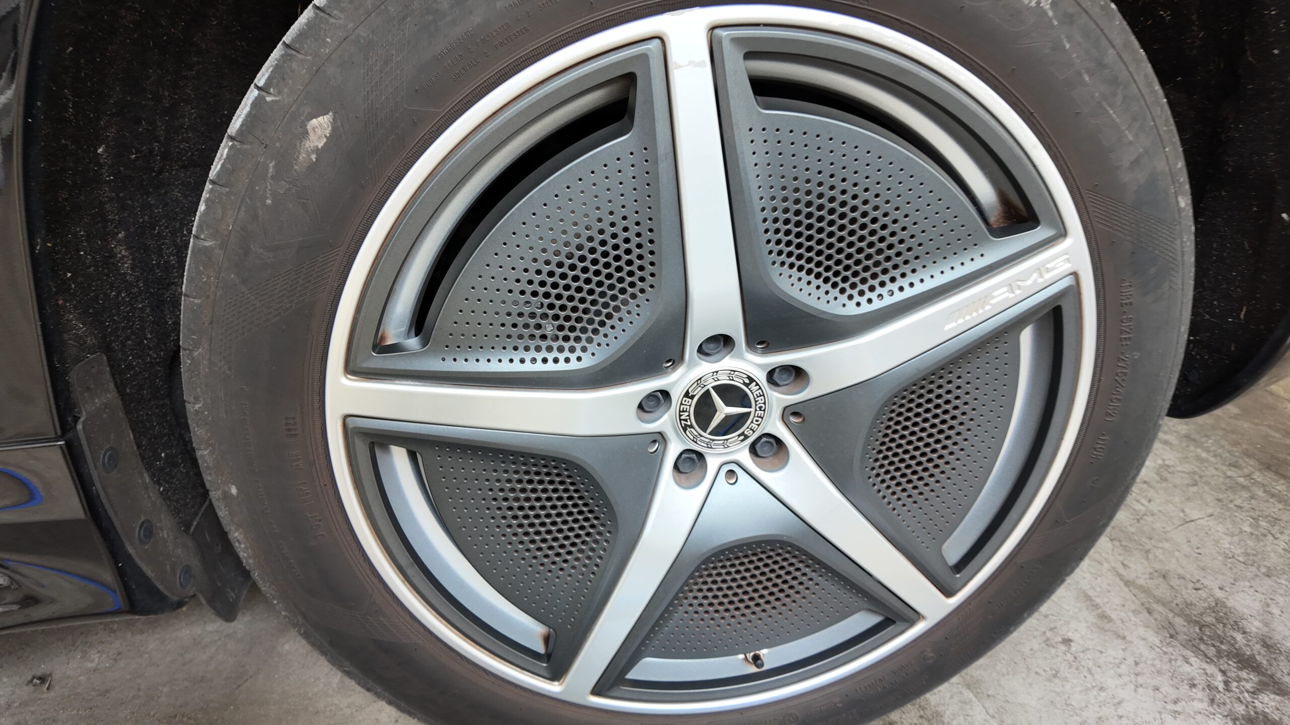 Mercedes-Benz EQS 450 4MATIC SUV ホイール施工前