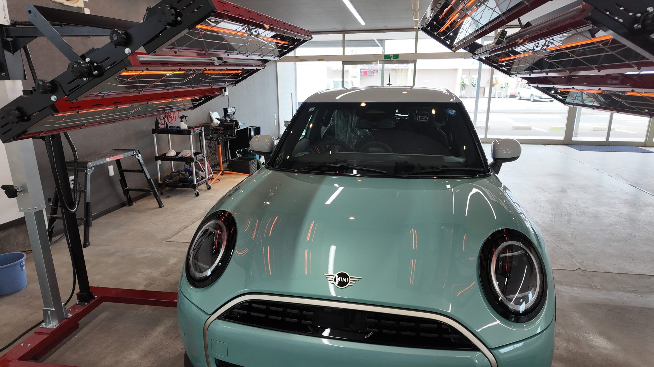 BMW MINI セラミックコーティング赤外線硬化